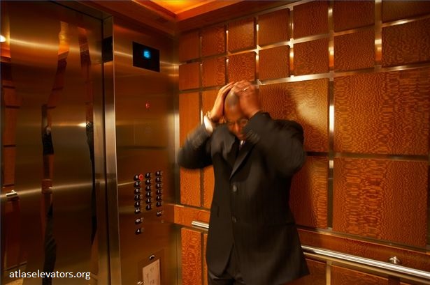 اشتباه آسانسور